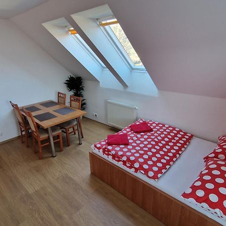 Villa Lienka Bešeňová Zimmer foto